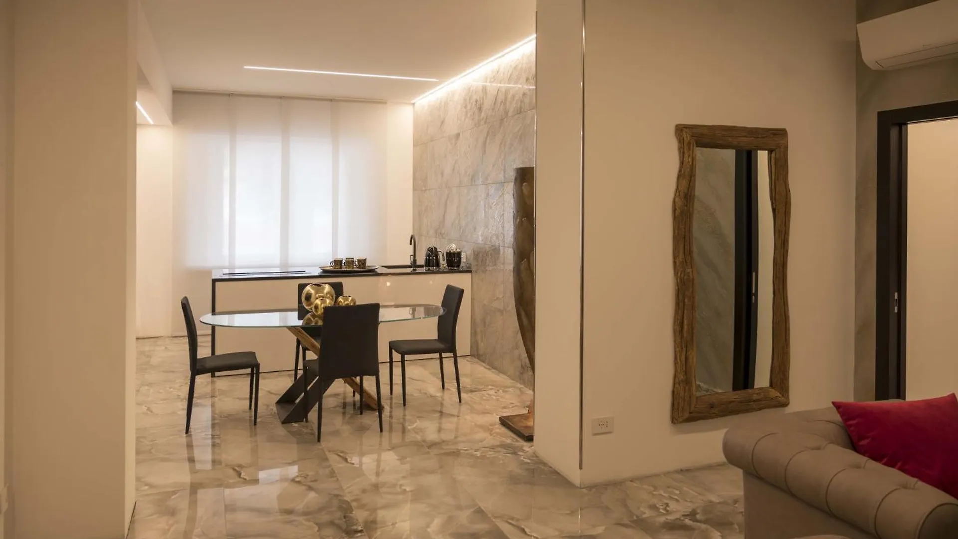 Panvinio 25 Apartment - Royal Welcome Verona 0*,